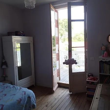 Сasa de vacaciones Maison De Famille Avec Piscine *