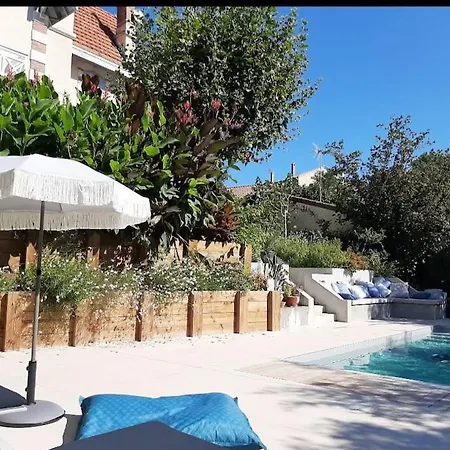 Maison De Famille Avec Piscine Arcachón